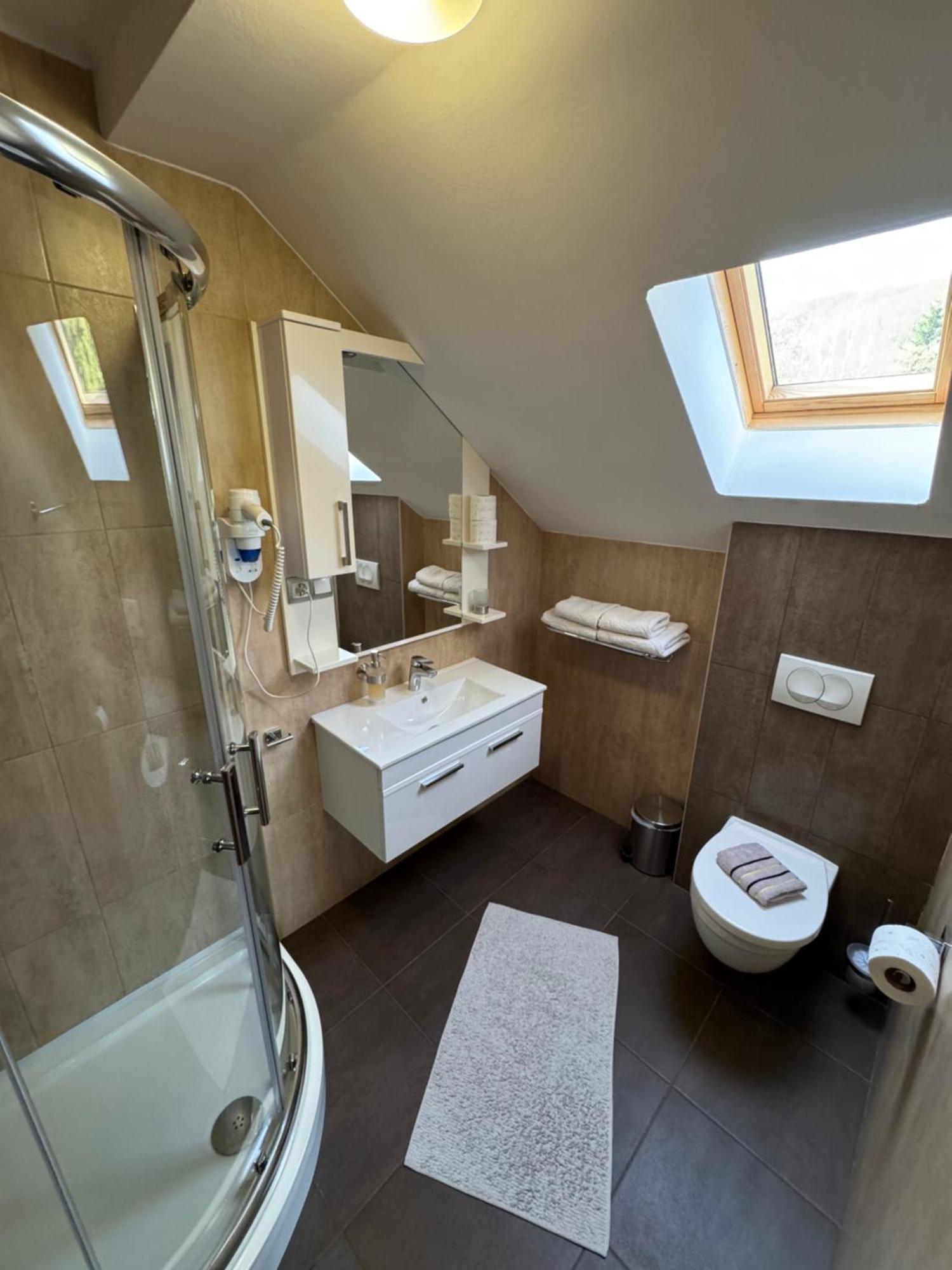 B&B Millenium House Plitvicka Jezera Ngoại thất bức ảnh